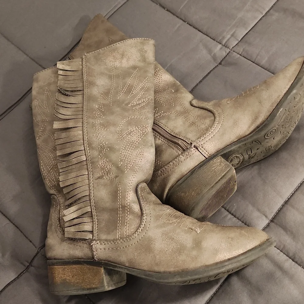 Girls Dress Boots - Picture 7 of 7